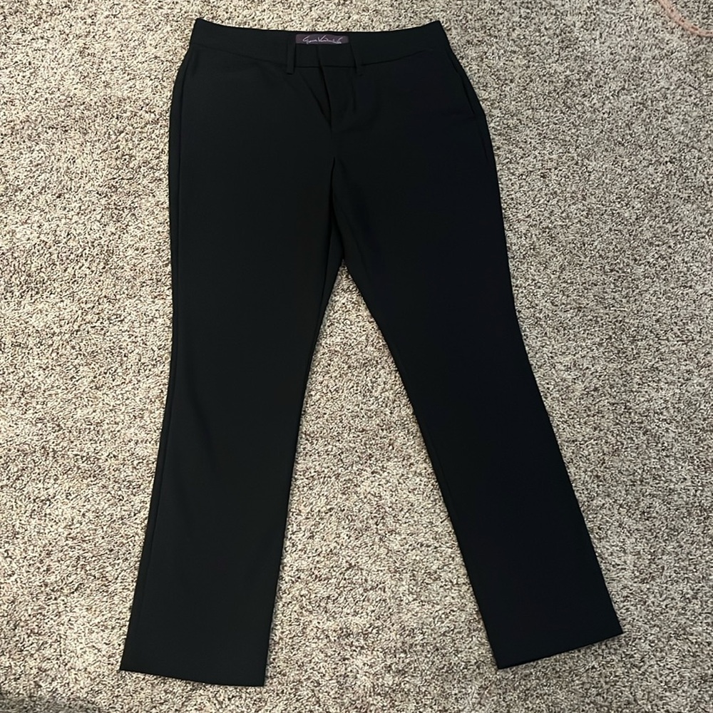 Gloria Vanderbilt classic black pants